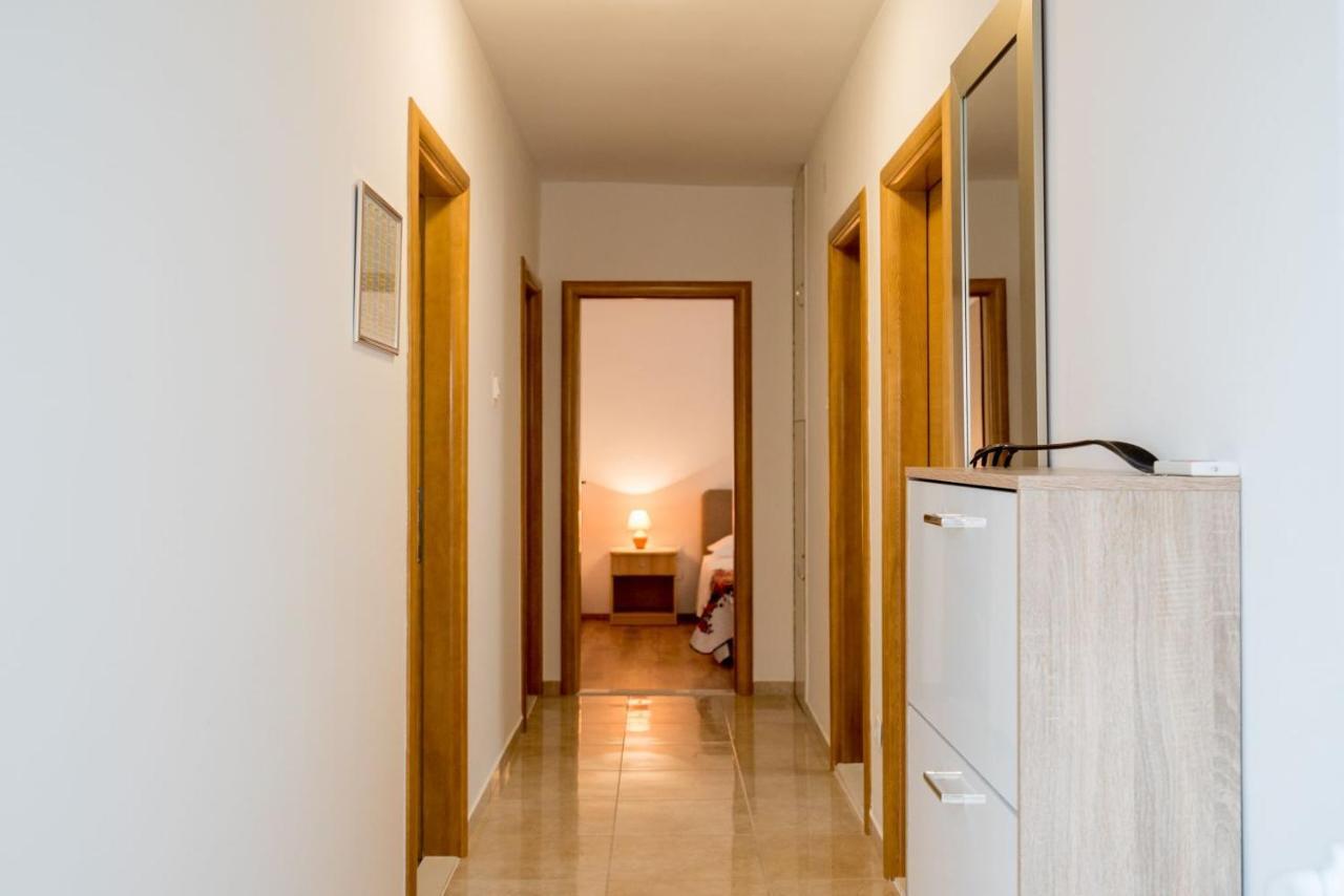 Apartment Anteo Free Parking Split Exterior foto