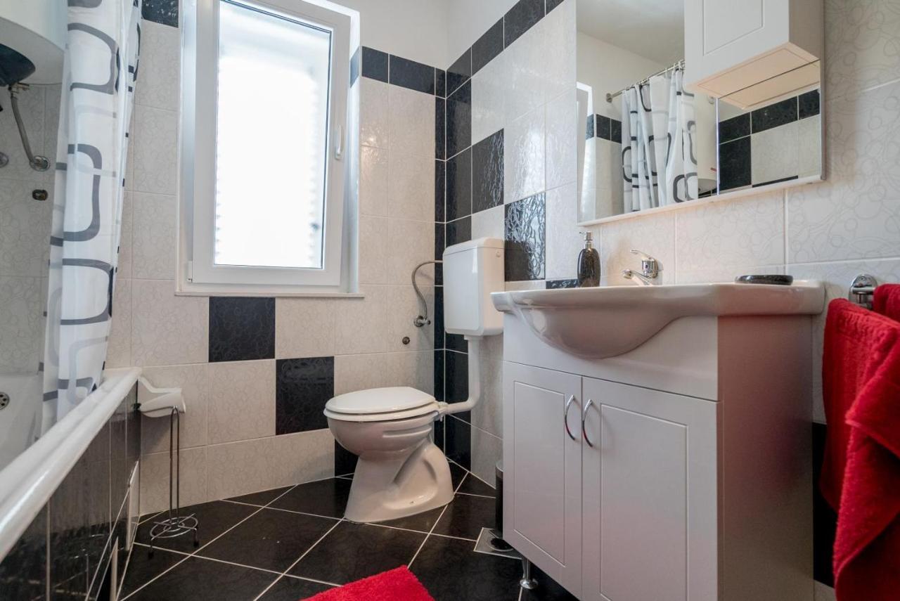 Apartment Anteo Free Parking Split Exterior foto